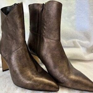 Marian bronze leather booties made in Spain NWOT Size 7-1/2